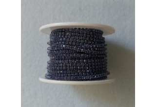 Нить стразовая стекло 2 мм SS6 фиолетовая в фиолетовой оправе, цена за 50 см